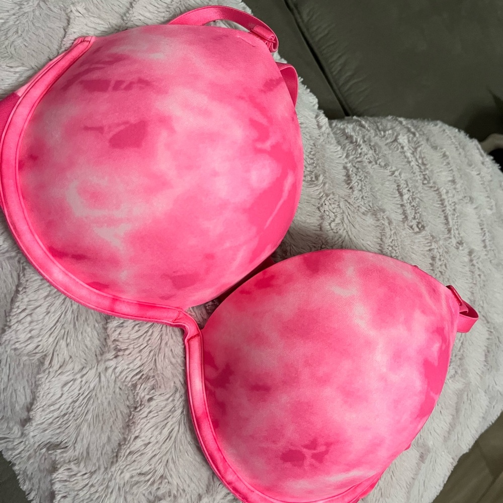 Brand new with tags hot pink push up bra
